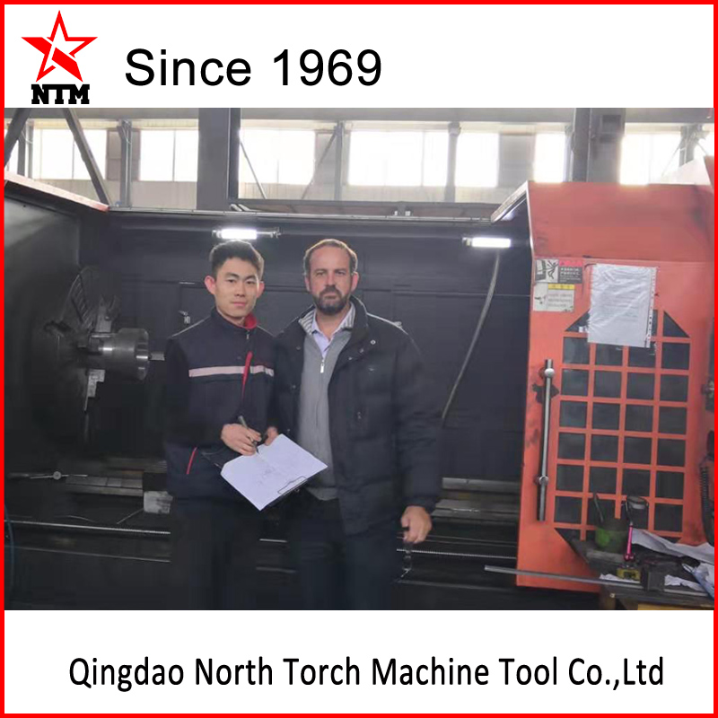 南美客戶來我司順利完成全封閉數(shù)控臥式車床CK61125*3000的驗(yàn)收